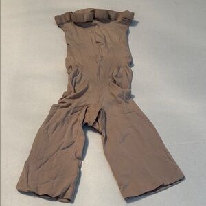 Spanx by Sara Blakley High Waisted Tummy Control Shaping Shorts Nude/Tan Size M